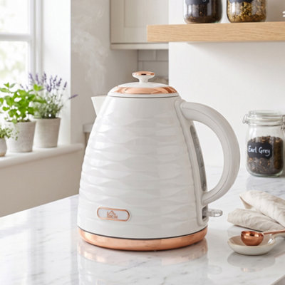 B&Q -  Fast Boil Kettle1.7L3KwSwivelBeige Ripple