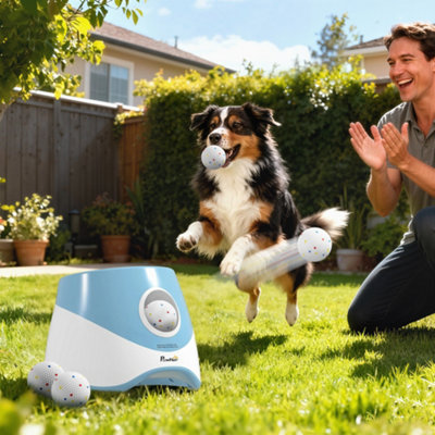 B&Q -  Automatic Dog Ball Launcher With 5 Etpu BallsBlue