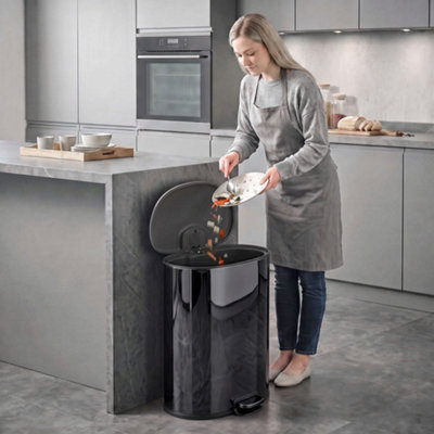 Homcom Unisex Black 50L Kitchen Pedal Bin Rubbish Bin With Soft-Close Lid In - Image 7