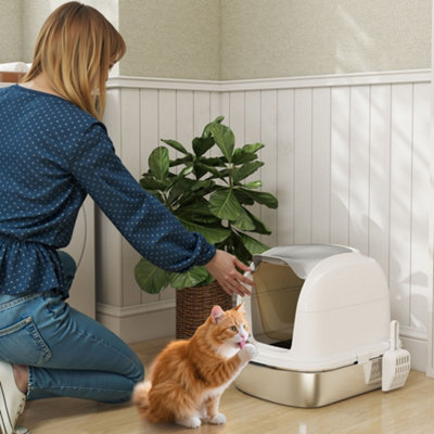 Pawhut Stainless Steel Cat Litter Tray With Lid from B&Q