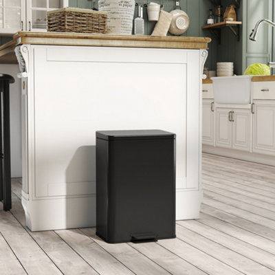 Bobobiy Black 20L Kitchen Bin With Soft-Close Lid And Stay-Open Function, Stainless Steel Pedal Bin With Removable Inner Bucket - Image 9