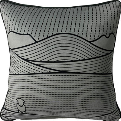 Herdy Line Filled Cushion Dark Grey/black (40Cm X 40Cm)