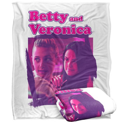 Riverdale Betty & Veronica Blanket Multicoloured (One Size) from B&Q