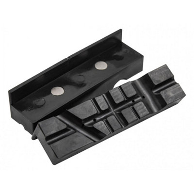 Faithfull Magnetic Plastic Vice Jaws Multi Colour (100mm (4In)) from B&Q