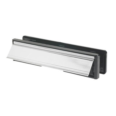  - Yale Locks Letter Plate Silver (Silver)