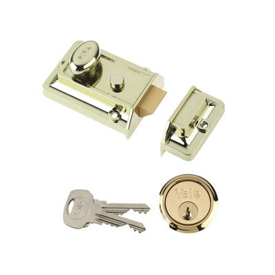 Yale Locks 77 Traditional Nightlatch Multi Colour (Brlux 60mm Backset Visi) from B&Q