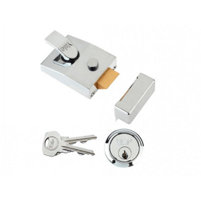 Yale Locks 89 Series Deadlocking Nightlatch 5063750550718 - Image 5
