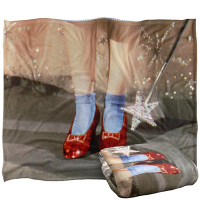 The Wizard Of Oz Movie Scene Blanket Multicoloured (One Size) from B&Q