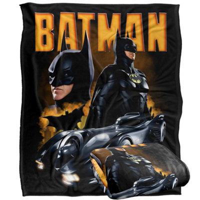 The Flash Pose Batman Blanket Multicoloured (One Size) from B&Q