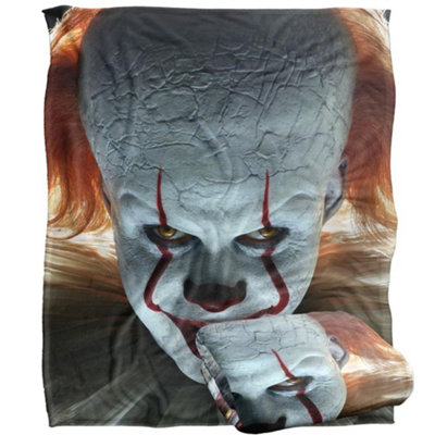 It Pennywise Blanket Multicoloured (One Size) from B&Q