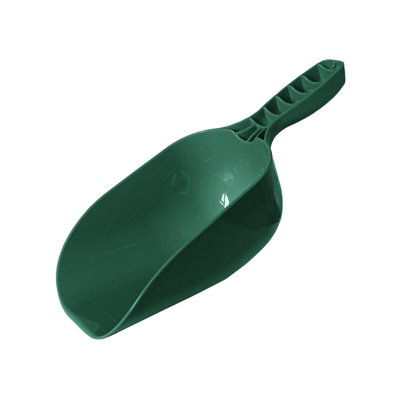 Bec Feeders 600Ml Horse Feed Scoop Dark Green (One Size) from B&Q