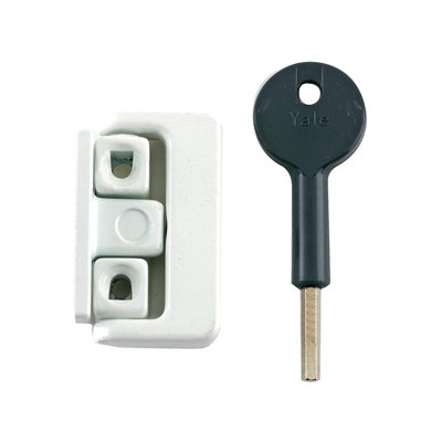  - Yale Locks 8K101 Window Latch White (Multi Pack Of 4 White Finish Visi)