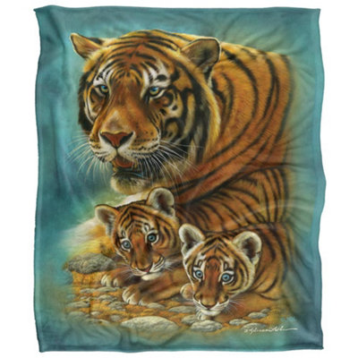 Jq Licensing Silky Tiger & Cubs Supersoft Blanket Multicoloured (152Cm X 127Cm) from B&Q
