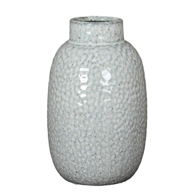 Hill Interiors Cairn Dimple Vase White (20Cm X 18Cm X 18Cm) from B&Q
