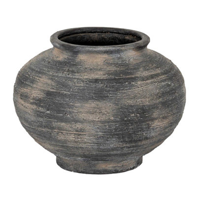 Hill Interiors Marra Squat Vase Black (27Cm X 36Cm X 36Cm) from B&Q