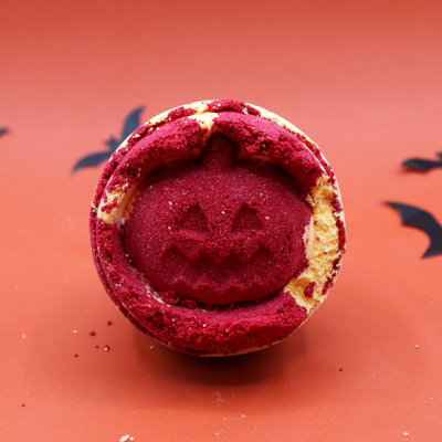 Handmade Aniseed Halloween Bath Bomb 180G from B&Q