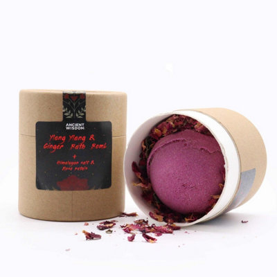 Cupid's Self Care Aromatherapy Set With Bath Bomb & Himalayan Salt from B&Q