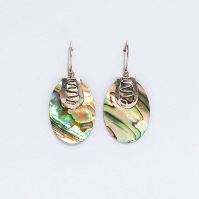 Elegant Shell & Silver EarringsHandcrafted Bali Jewelry from B&Q