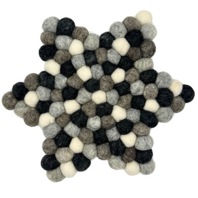 Multi Grey Felt Ball Star Center MatHandmadeDurable Table Decor from B&Q
