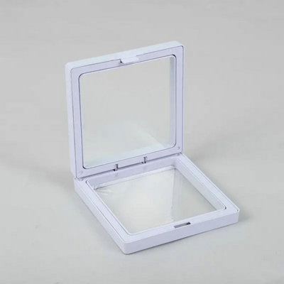 Med 3D Floating Frame Display 9X9CmWhite For Jewelry & Collectibles from B&Q