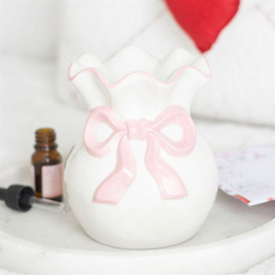 Pink Bow Oil BurnerElegant Coquette Scent Diffuser For Aromatherapy from B&Q