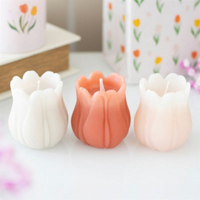 Set Of 3 Tulip-Shaped Unscented Candles For Spring Decor from B&Q