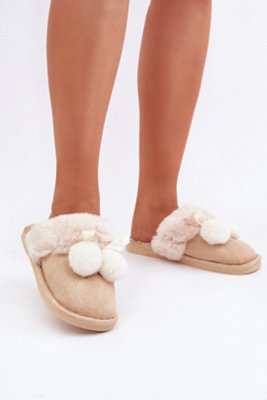 Soft Fur Cozy Indoor Outdoor Slippers For Cold Days Warmth from B&Q