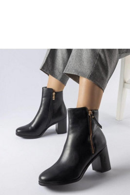 Insulated Classic Ankle Boots With Practical Zipper High Heel from B&Q
