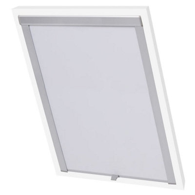 Berkfield Classic Blackout Roller Blind White Fk06