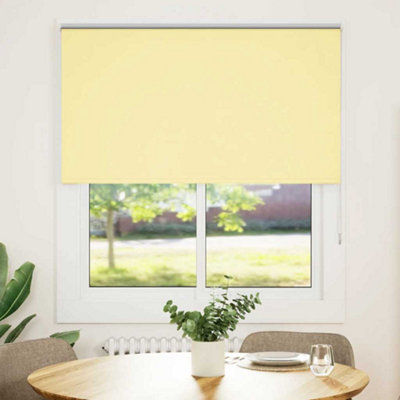 Berkfield Durable Roller Blind Blackout Yellow 135X175 Cm Fabric Width 131.6 Cm Polyester