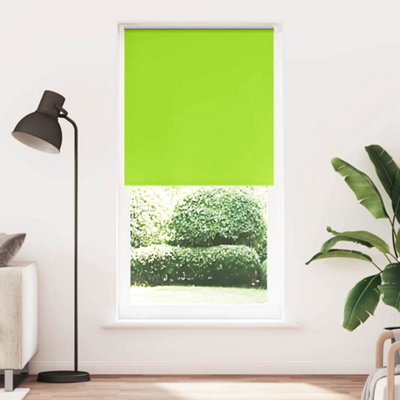 Berkfield Durable Roller Blind Blackout Leaves Green 115X210 Cm Fabric Width 110.7 Cm Polyester from B&Q