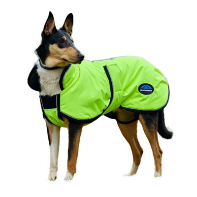 Weatherbeeta Comfitec Deluxe Reflective Showerproof Dog Coat Yellow (55Cm) from B&Q