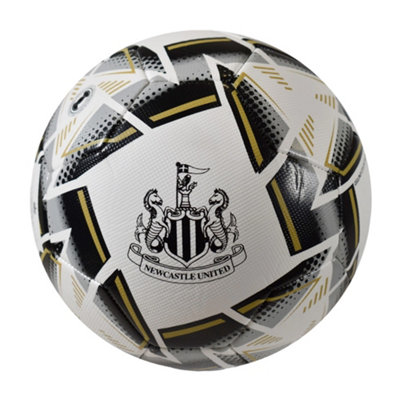 Newcastle United Fc Nova Premium Football White/black (5)