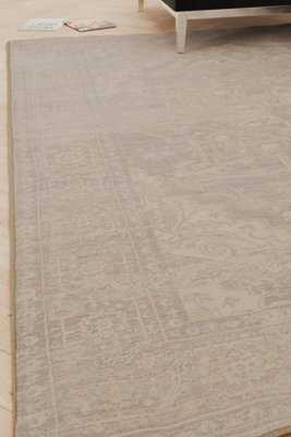 Loomed Soft Washable Machine Washable Cream Vintage Living Area Rug150 X 80Cm
