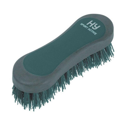 Hyshine Active Groom Face Brush Alpine Green (One Size) from B&Q