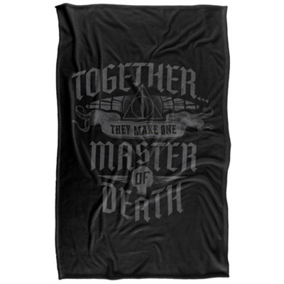 B&Q -  Master Of Death Blanket Black (152Cm X 127Cm)