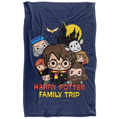 B&Q -  Family Trip Chibi Blanket Navy/multicoloured (152Cm X 127Cm)
