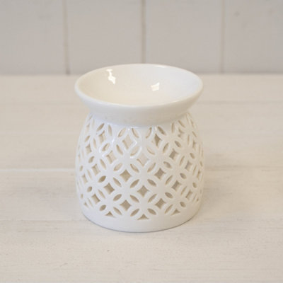 Kdmd Unisex White Medium Ceramic Glazed Oil Burner With Cut Out Detail - Image 3