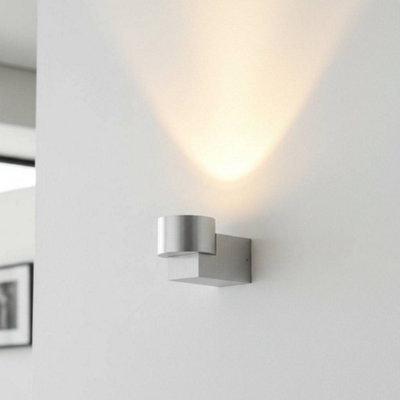 Ultra Beam Lighting Ultrabeam Brushed Aluminium Indoor Led Wall Uplighter 5 Watt Led 500 Lumens from B&Q