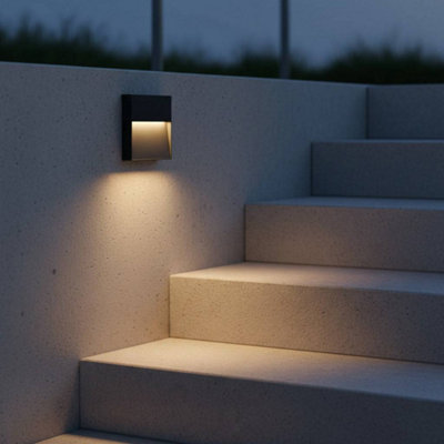 Ultra Beam Lighting Ultrabeam Square Black Low Level Outdoor Led Wall Light 6 Watt Led 600 Lumen Measures 200mm X 200mm 139mm from B&Q