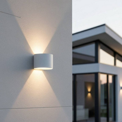 Rackhams White/Light 6 Watt Led Round Wall Mounted Bathroom - Image 4