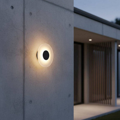 Ultra Beam Lighting Black/Light 6 Watt Led Round Ip65 Bath Sconce - Image 4