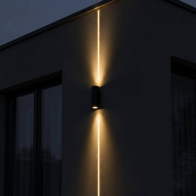 Ultra Beam Lighting Ultrabeam Black 6 Watt Up And Down Outdoor Led Wall LightIp65 Rated600 Lumens3000K Warm White from B&Q