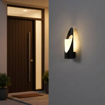 Ultra Beam Lighting Ultrabeam Black 5 Watt Outdoor Wall LightIp65 Rated3000K Warm White360mm Tall from B&Q