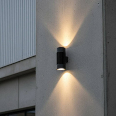 Ultra Beam Lighting Ultrabeam 40 Watt Large Black Up And Down Exterior Led Wall LightIp65 Rated3200 Lumen Output3000K Warm White from B&Q
