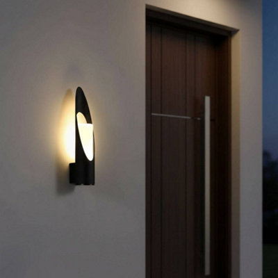 B&Q -  5 Watt 300mm Tall Black Outdoor Led Wall Lantern