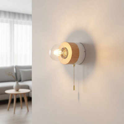 UltraBeam 4 Watt Beech Wood and White Trim Interior LED Wall Light With Pull Cord - Image 3
