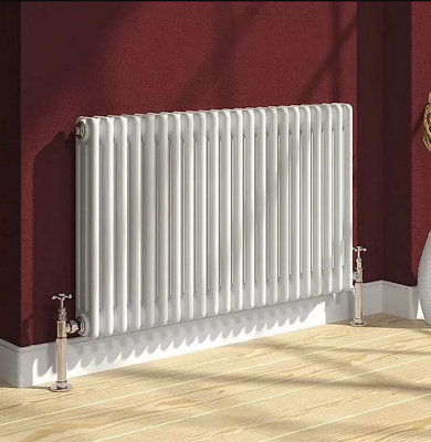B&Q -  Ethiant   Traditional 6 Column Horizontal Radiators 600 Height X 605 Width 13 Section White