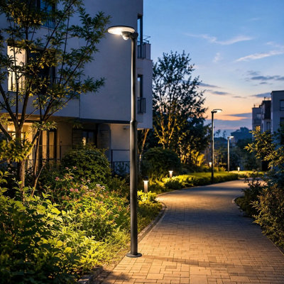 B&Q -  2M Solar Powered Garden Lights With Motion Sensor 1200Lm Rgb & Warm White Ip65 No Wiring Solar Pole Lights