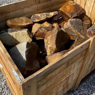 Erth Stone Golden Granite Pond Edging Stones 850Kg Bulk Bag from B&Q